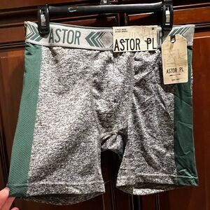 NWT Astor Place 2-Pack Boxer Briefs - M